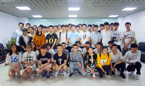 九游（9Game）官方网站_九游（中国）欣网通信科技股份邮箱公司